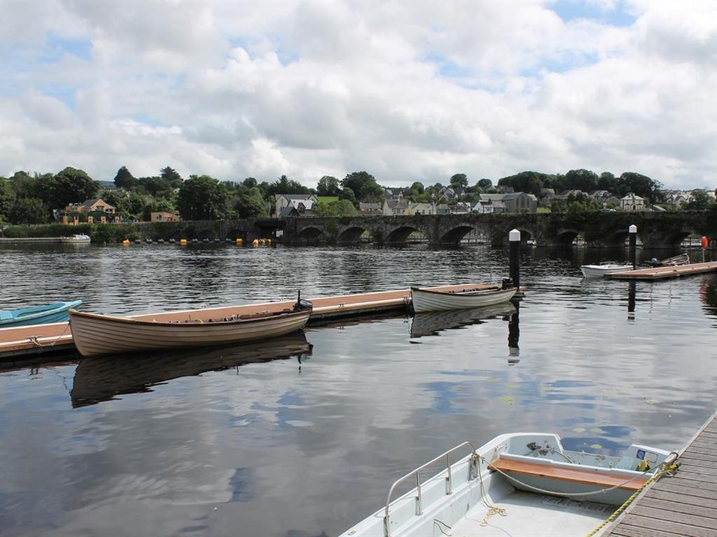 Blossom Hill Bed And Breakfast Killaloe Ngoại thất bức ảnh