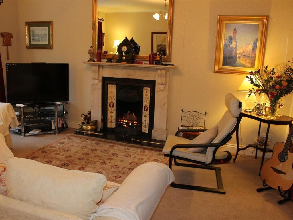 Blossom Hill Bed And Breakfast Killaloe Ngoại thất bức ảnh